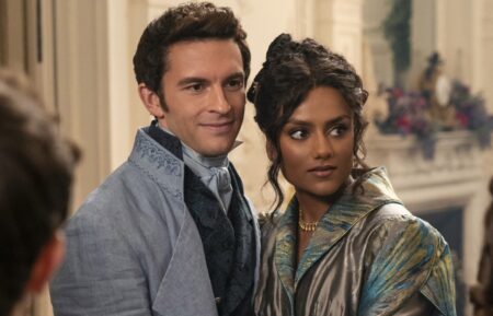Jonathan Bailey and Simone Ashley in 'Bridgerton'